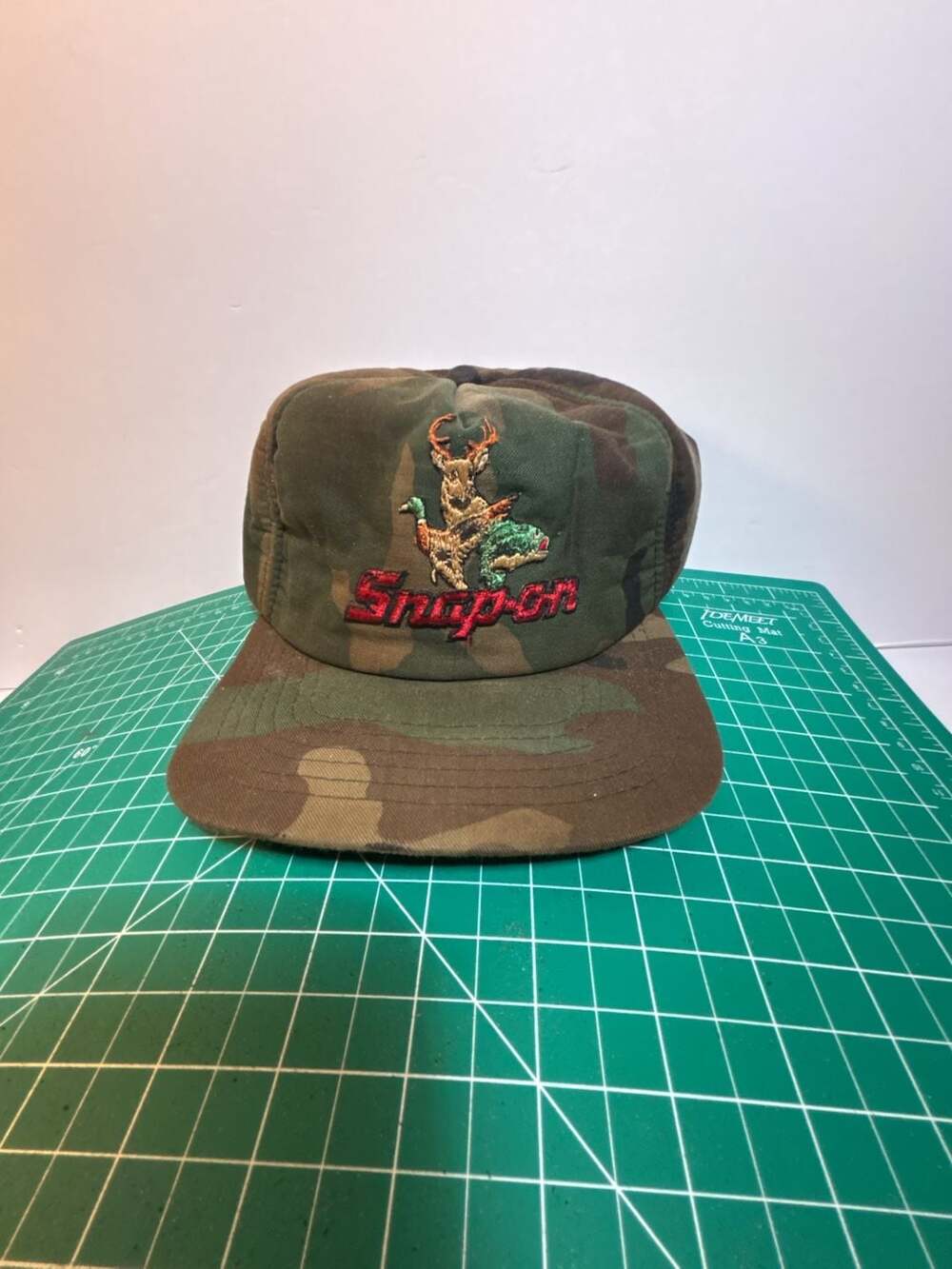 Vintage Snap-On Tools Camo Hunting and Fishing Trucker Hat Snapback